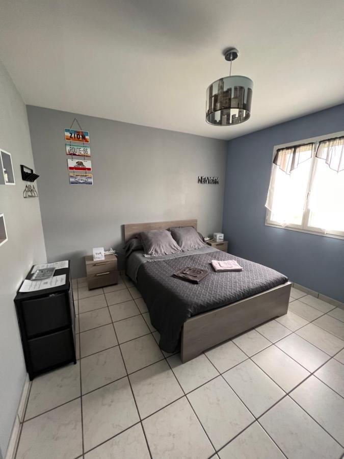 Chambres D'Hotes Chez Florence Montmerle-sur-Saone Exterior photo