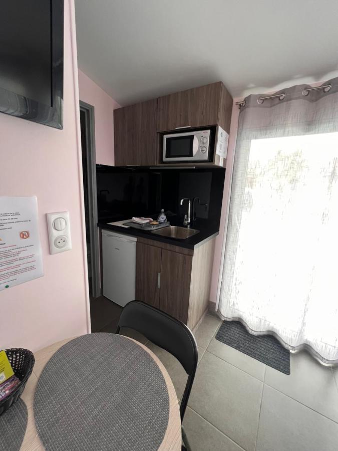Chambres D'Hotes Chez Florence Montmerle-sur-Saone Exterior photo
